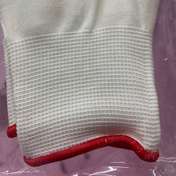 NWT Authentic Supreme Gloves - Picture 3 of 4